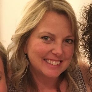 Meet your Posher, Connie